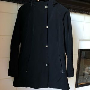 Jones New York rain jacket size medium in black